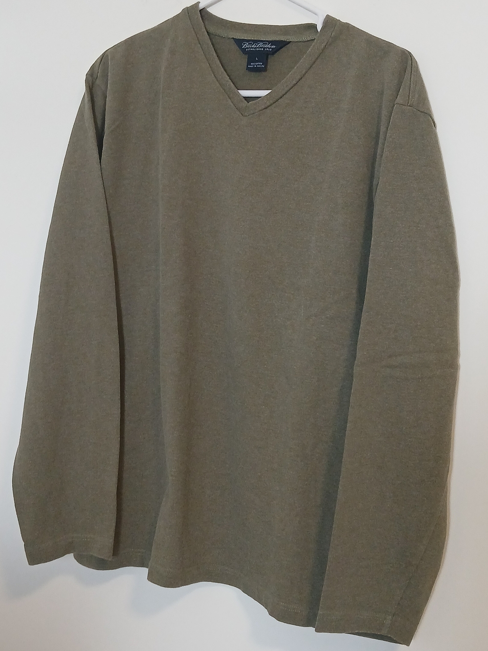 Brooks Brothers Men's Olive Green V-Neck Cotton Top Large Golf Sweater